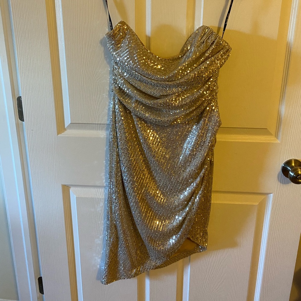 NWT Lavish Alice Stretch Sequin Bandeau Wrap Dress - Picture 4 of 7